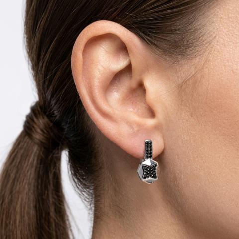 Серьги из золота c бриллиантами